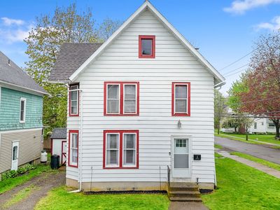9 Scott Ave