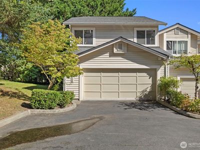 12438 NE 7th Place
