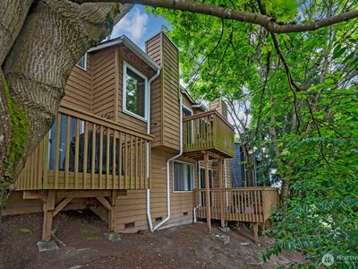 301 W Raye Street #106