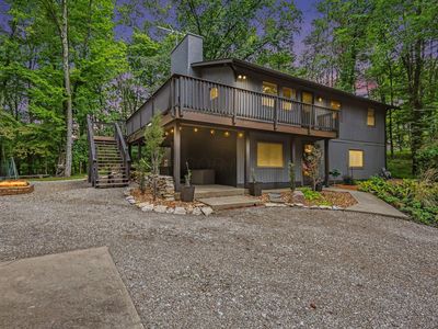317 Winnebago Ln SE