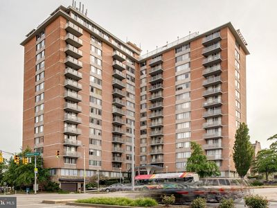 1 E University Pkwy UNIT 1502