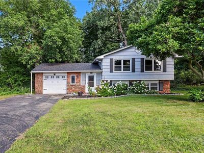 1062 Long Pond Rd