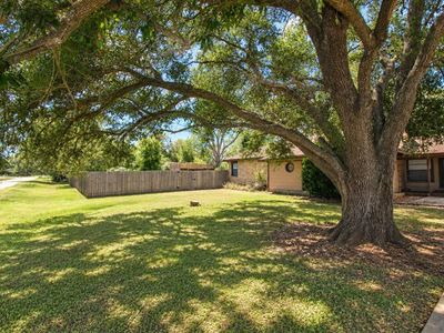 Property at 3706 College St, Damon, TX