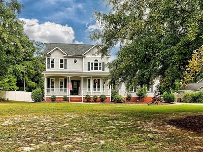 211 Farmington Ct