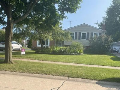Property at 13374 Westminister Dr, Sterling Heights, MI