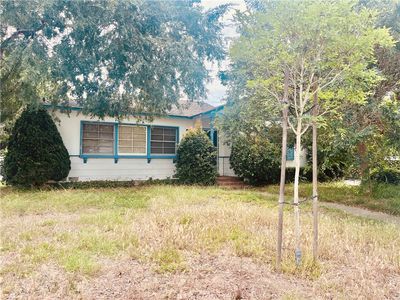 2698 Redlands Dr