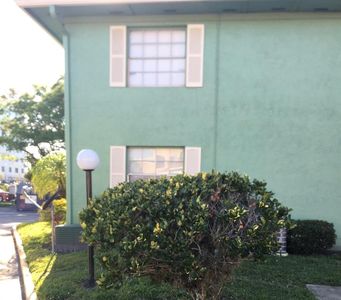 1637 W Oak Ridge Rd Unit B
