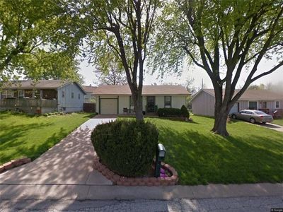 1011 S Scott Ave