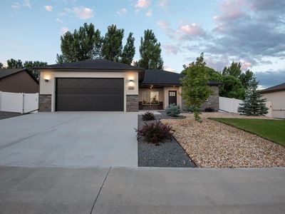 1806 Galaxy Drive