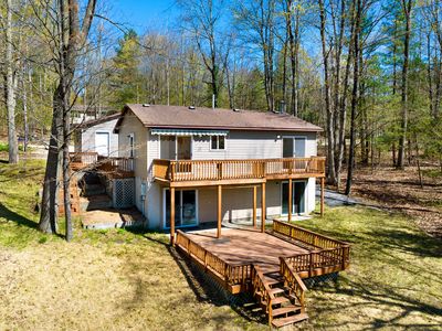 18851 Lakewood Cir