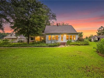 1303 Turnpike Rd