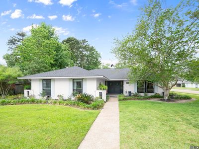 1300 Wellington Dr