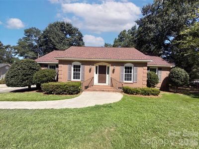 2592 Tully Ct