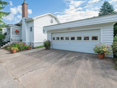 102 Proctor Ave