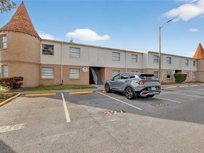 7210 N Manhattan Ave APT 612