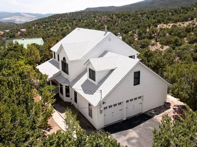 8 Fawn Rd