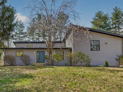 4620 S Woodbine Dr