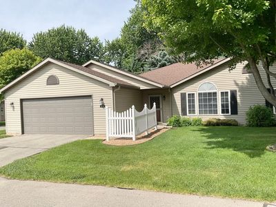 1700 Carriage Home Dr APT B