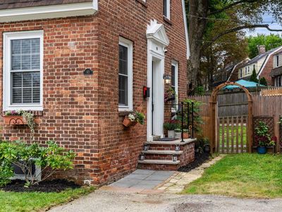 Property at 93 Saratoga Way, Portsmouth, NH