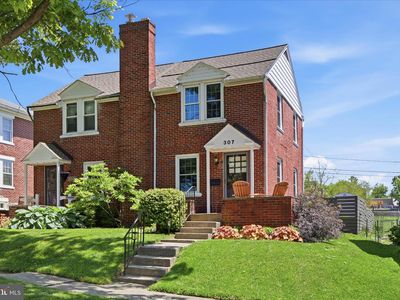 307 Atkins Ave