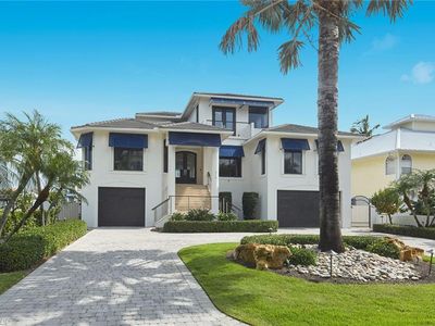 319 Lagoon AVE