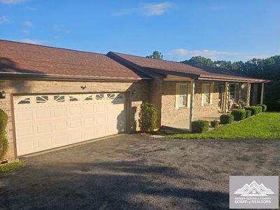 2185 Tabor Rd