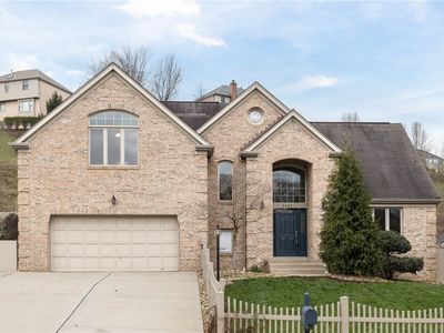 Property at 5542 Saddlebrook Dr, Bethel Park, PA