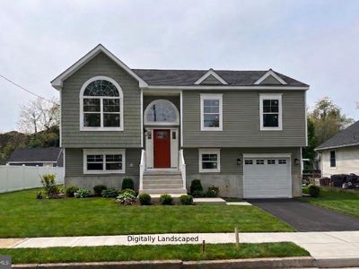 8 Oxford Ave