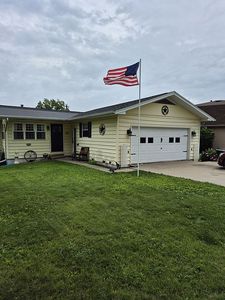 212 Rainbow Dr