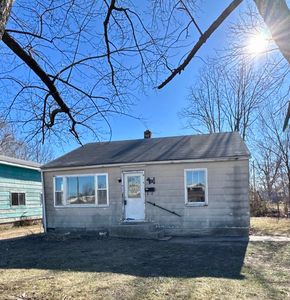 1638 E Florida Street