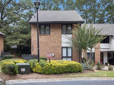 3293 Clairmont North NE