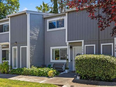 126 Muir Rd