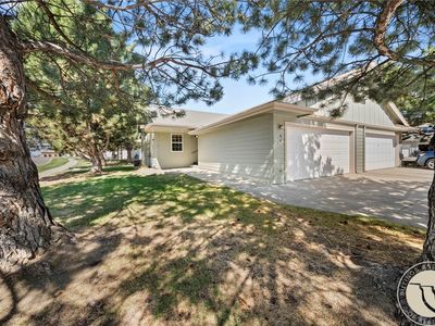 3955 Olympic Blvd APT 40