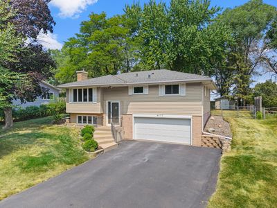 8372 50th Ave N