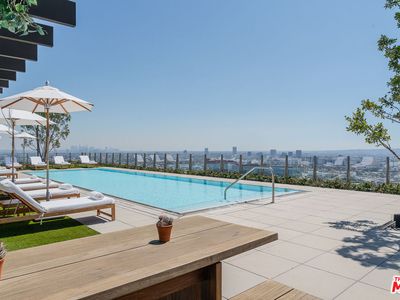 9040 W Sunset Blvd #1001