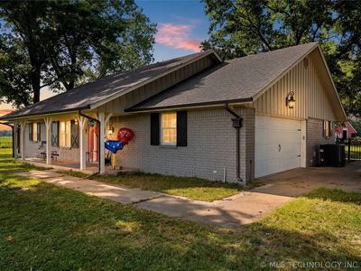 37967 E 221st St S