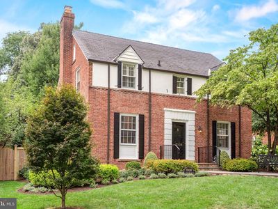 7008 Beechwood Dr