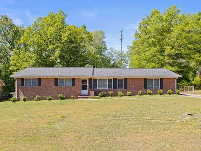 126 Avon Dr