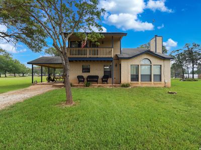 Property at 1002 Eagle Crest Dr, Floresville, TX