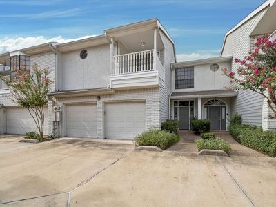 1911 Bering Dr APT 3