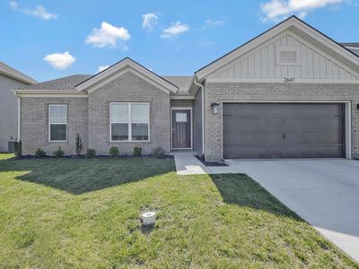 2647 Hauschild Dr