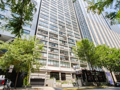 230 E Ontario St APT 1602