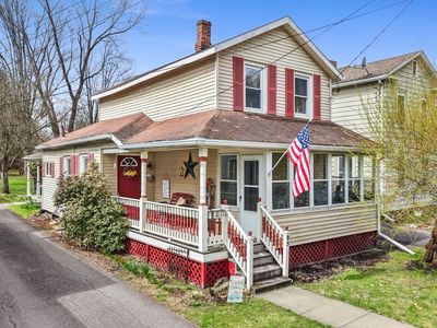 23 John St