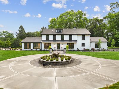 379 W County Line Rd