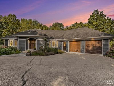 8655 Conservation St NE