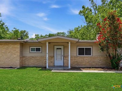 1032 S Mesquite Ave