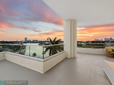3055 Harbor Dr UNIT 603