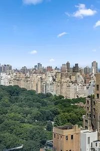 157 W 57th St APT 32F