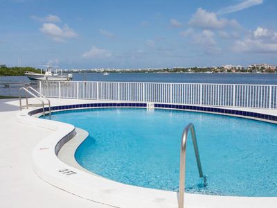 301 Croton Avenue #202