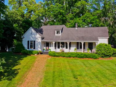 226 Lee Ave